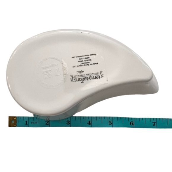 🎉PRICE REDUCED🎉 Temptations 7 Pc Melamine 15" Petal Serving‎ Tray Cranberry - Picture 7 of 12